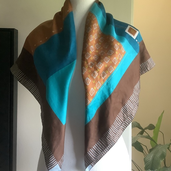 Eximious of London 34” Square Block Print Scarf Made in Italy - Picture 6 of 13